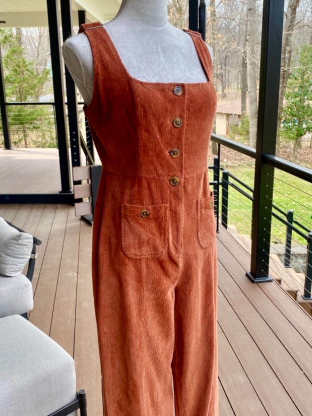 Urban Outfitters— ‘Meridian’ Rust Corduroy Wide-Leg Jumpsuit. Button front. M 💕